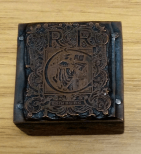 Clark Ornament Detail